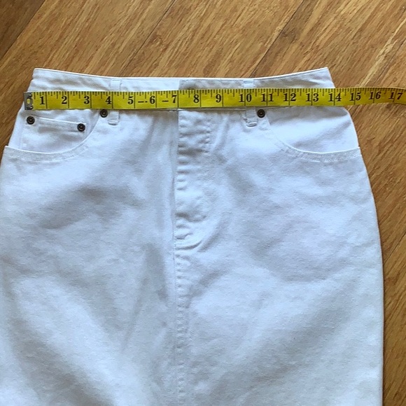 Jeanology Newport News White Jean Skirt - Picture 4 of 9